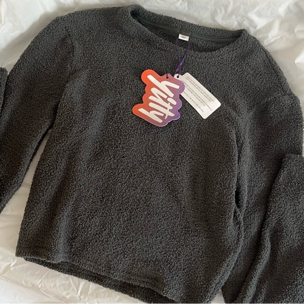 NWT Yitty Pet Me Crewneck Top size Small color Deep Cypress cute soft workout